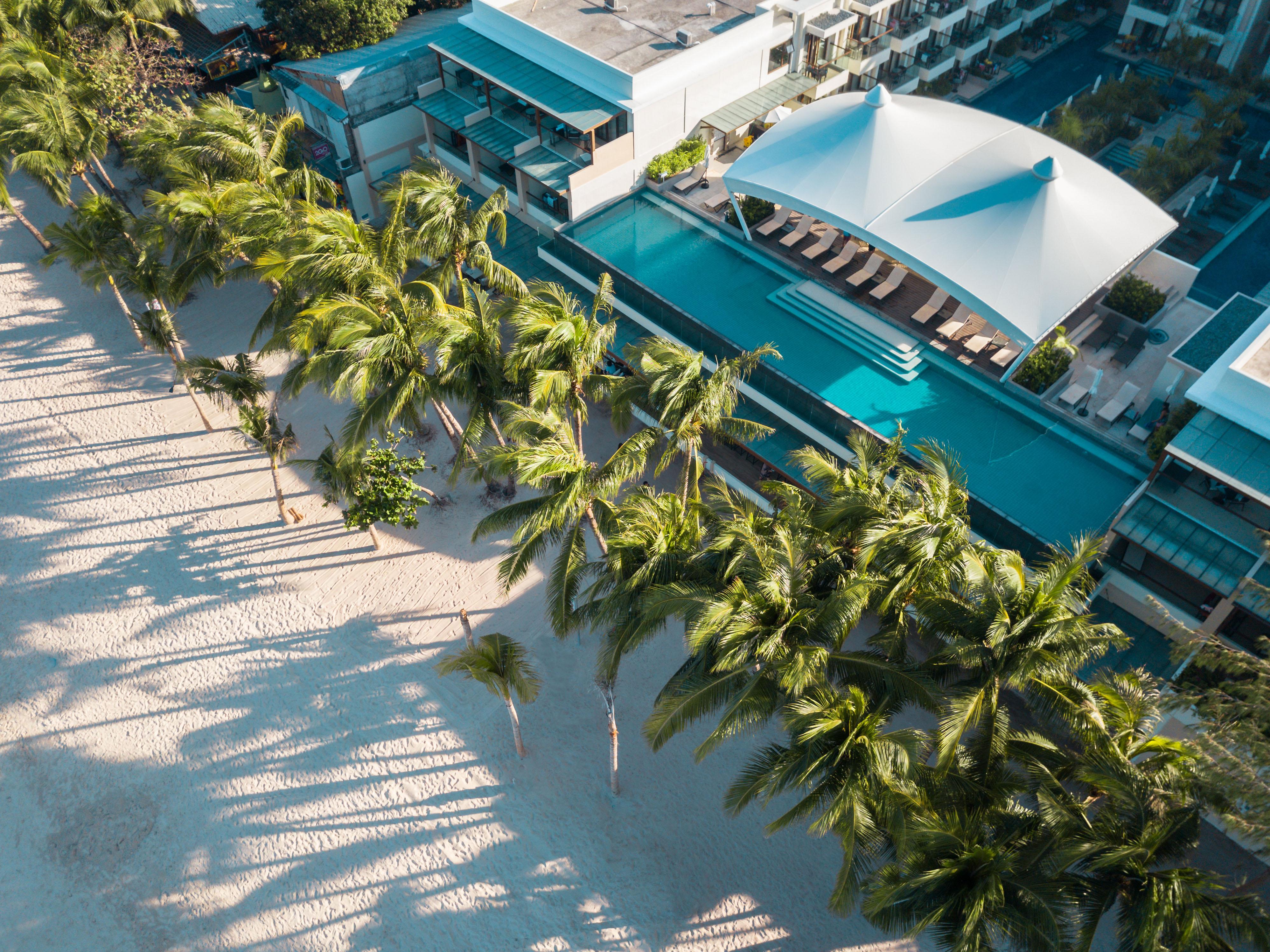 Henann Palm Beach Resort Balabag  Exteriör bild